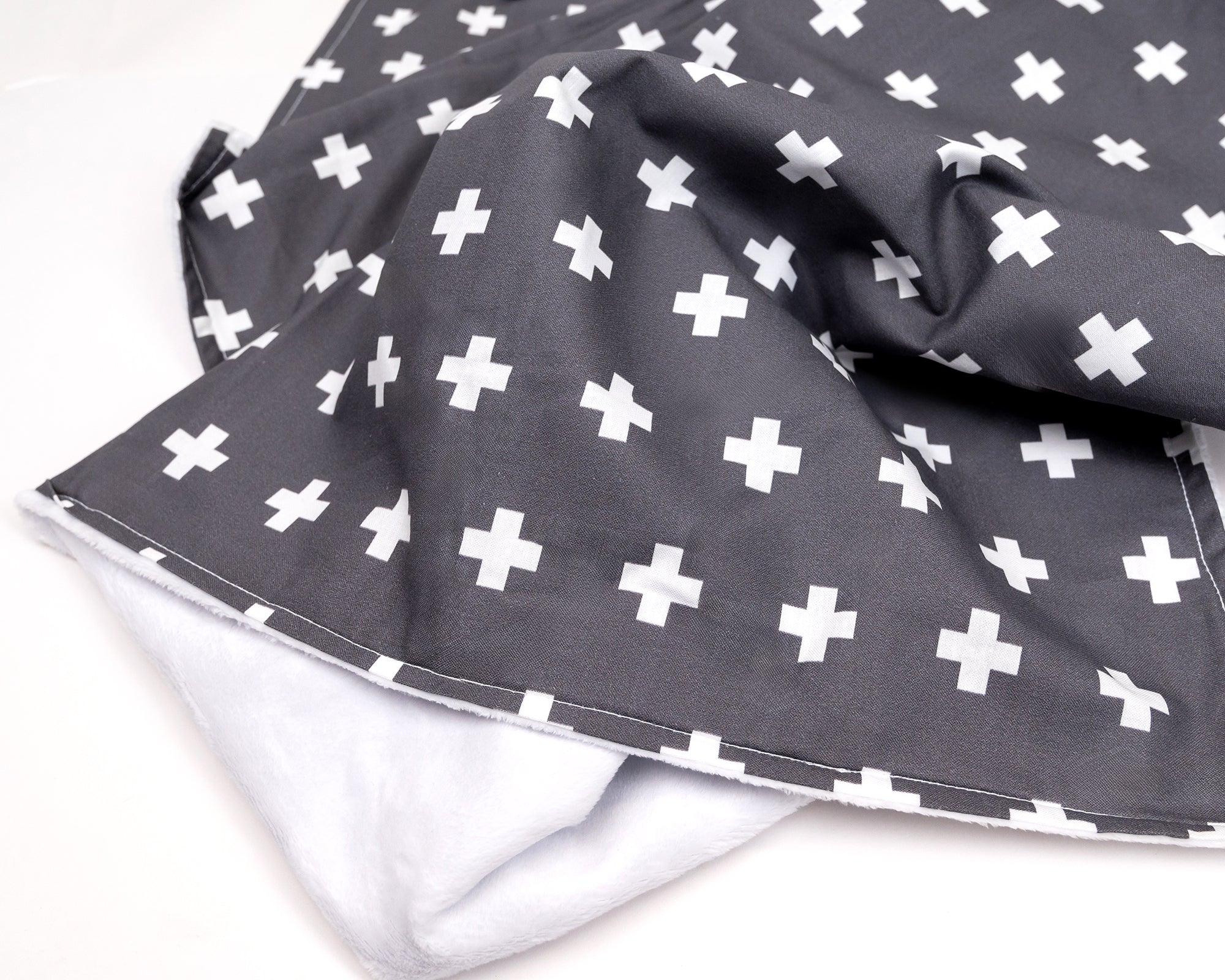 Nils Classic Crib Bedding Set